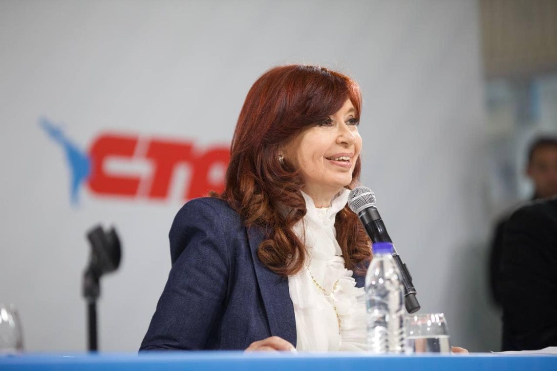 Argentina: Vicepreședinta Kirchner condamnată la 6 ani de &icirc;nchisoare și interdicție pe viață din funcția publică