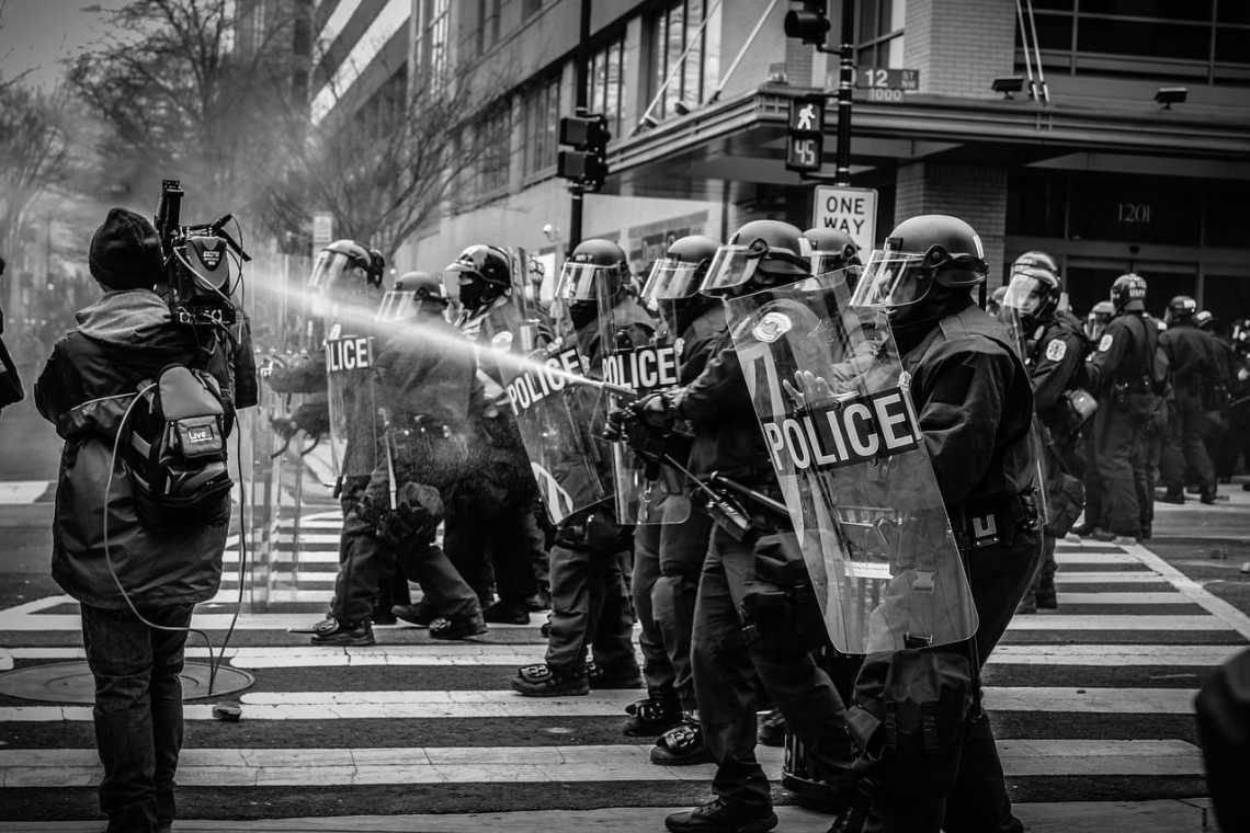 BOOM: Strategia națională a MAI cu măsuri &icirc;mpotriva teoriei conspirației și a protestelor populației