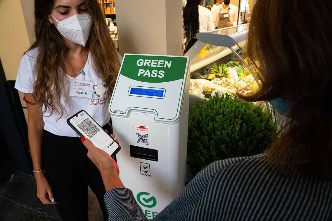 BOOM: Comisia Europeană și OMS semnează un acord pentru &bdquo;Global Green Pass&rdquo;!